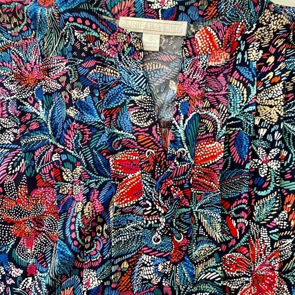 Juniper + Lime Dotted Floral Lace Up Short Sleeve Top Size Small - Picture 6 of 10